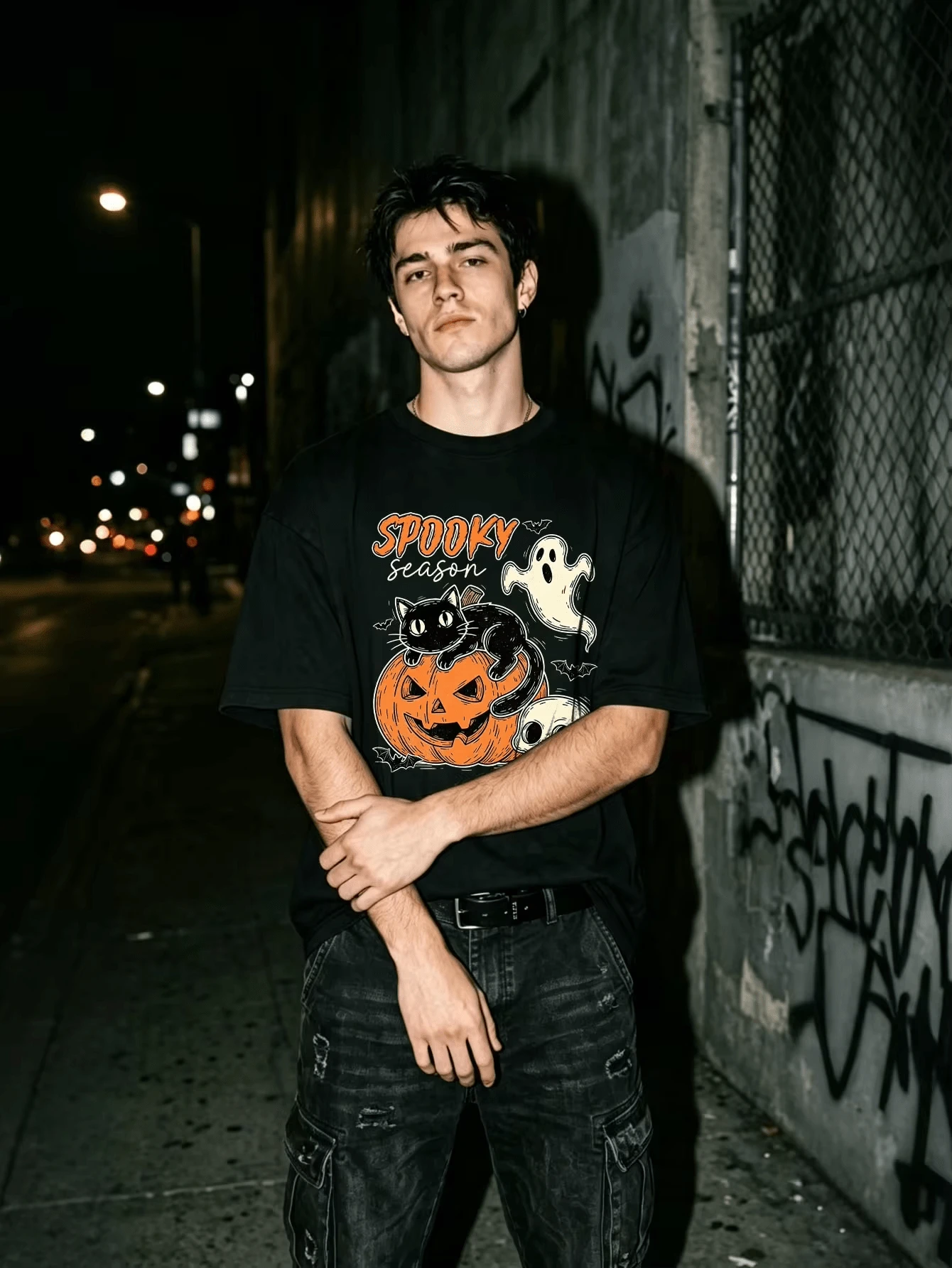 le y suave, ideal para el uso diario después de Halloween, perfecto para fiestas de Halloween, festivales de música y salidas por la calle en otoño. playera estilo dosmilero y2k - Negro - Ver 1