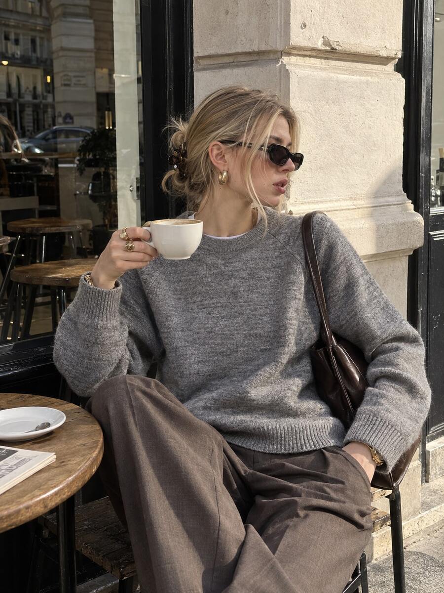 Women's Grey Knitted Round Neck Drop Shoulder Long Sleeve Regular Fit Sweater, Perfect For Fall & Winter Daily Wear - Light Grey - View 1