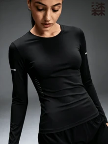 mulinsen Women's Long Sleeve Sports Top, Striped Moisture-Wicking Slim Fit, Outdoor Fitness Training - Black - View 4