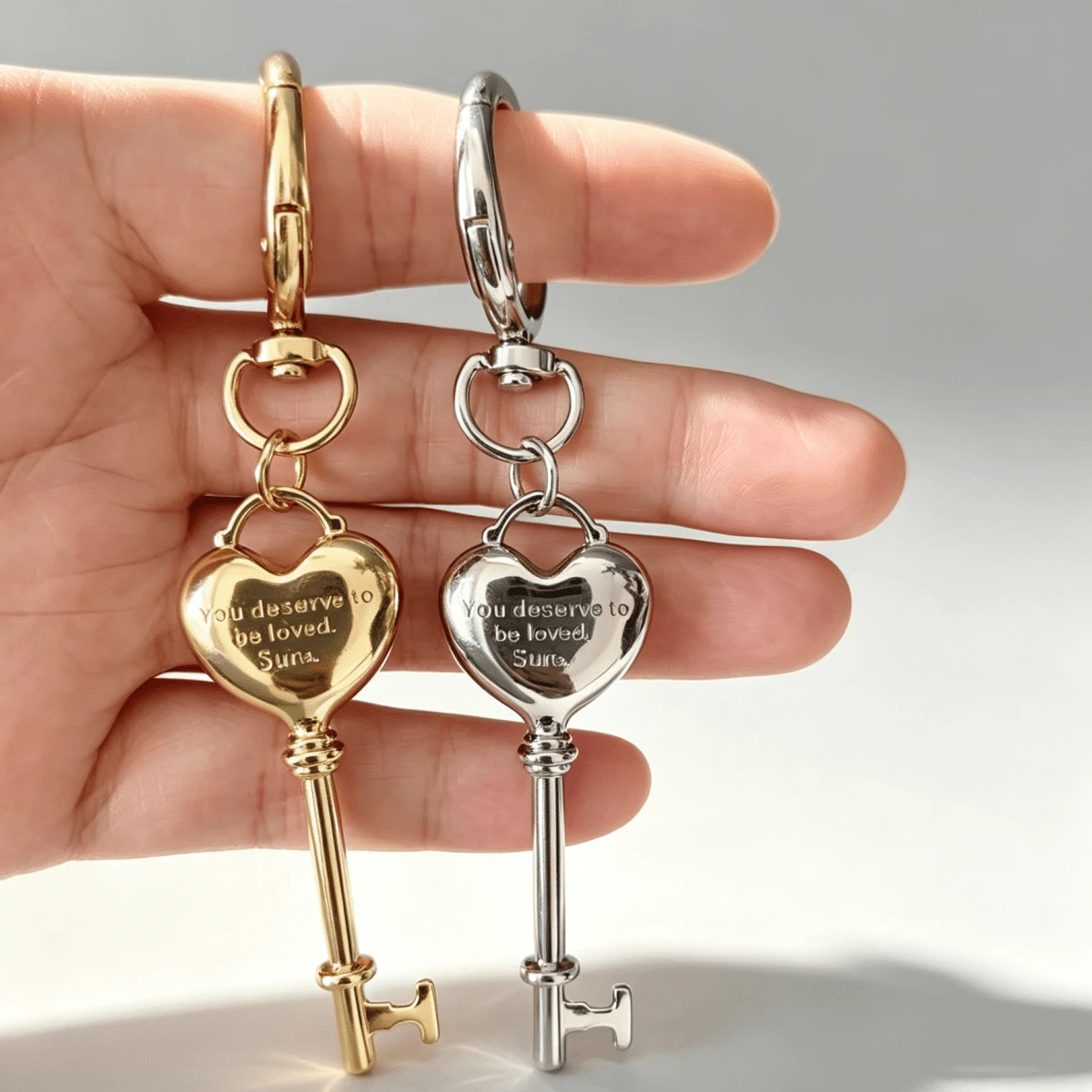 1pc Vintage Heart Key Shape Keychain, Gold & Silver Color Bag Pendant, Couple Small Gift - Multicolor - View 1