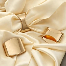 Minimalist Smooth Asymmetrical Metal Scarf Buckle, Versatile Scarf Shawl Fixing Clip For Women, Light Luxury Clothing Accessory - A - View 2