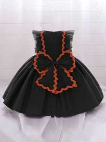 Baby Girls Flutter Sleeve Embroidered Contrast Color Bow Satin Cute Party Dress Suitable For Holiday Party Birthday - Black - View 4