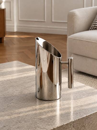1Pc Stainless Steel Ice Water Pitcher, Stainless Steel Vase,Modern Mirror Finish Stainless Steel Water Jug,Elegant Iced Tea Pitcher Luxury Water Pitcher For Kitchen,Dining Table,Saudi National Day