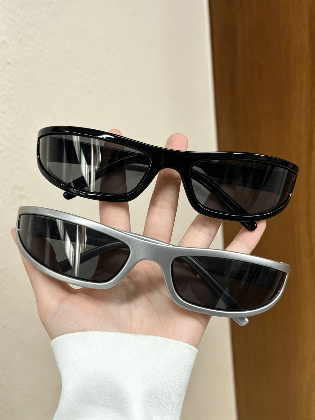 1 Pair Unisex Fashion Glasses, Black & Silver Frame, Suitable For Halloween, Gaming, Office, Study, Screen Time And Daily Wear - Black Frame Grey Lens + Silver Frame Grey Lens - View 1