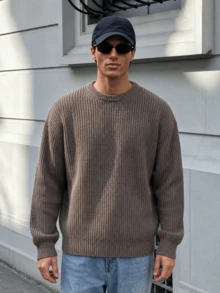 轻盈休闲针织毛衣，简约设计，宽松圆领套头衫，男女皆宜，适合秋冬季穿着。 - 咖啡棕 - 查看 2