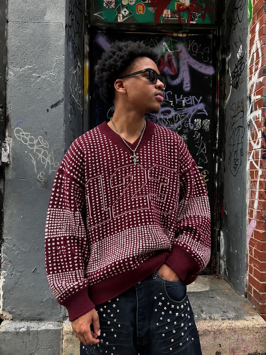 BLACKTOEXIT Men's V-Neck Loose Drop Shoulder American Vintage Street Digital Jacquard Plaid Pullover Knit Sweater, Autumn/Winter - Red - View 1
