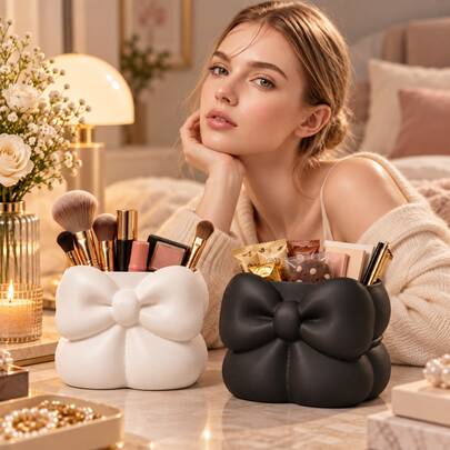 1pc Cute Pink Bow Pumpkin Makeup Brush Holder, Bow Pumpkin Shaped Desktop Pen Holder, Cute Style Cosmetic Storage Organizer, Aesthetic Vanity Decor, Unique Gift For Girls And Women