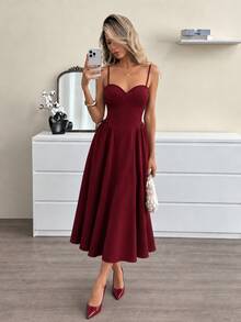 Elegant Women's Burgundy Spaghetti Strap Maxi Dress, Suitable For Holiday Parties, Birthday Parties, Slimming Waist-Cinching Design - Burgundy - View 5