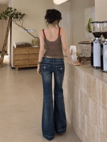 YEAE | Celana Jeans Flare Kasual Pinggang Sangat Rendah Warna Biru Pudar Vintage - Medium Wash - View 2