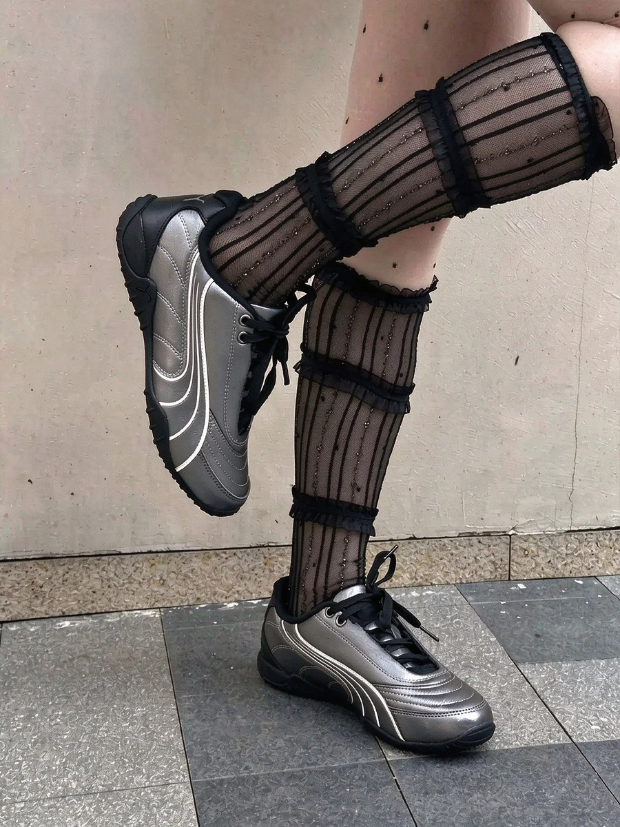 Puma 女款 Novacat 休閒低筒鞋 40809501 - 銀色 - 查看 1