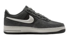 Nike Air Force 1'07 LV8 Everyday Classic Low-Top Sneakers Unisex Grey - Grey - View 3