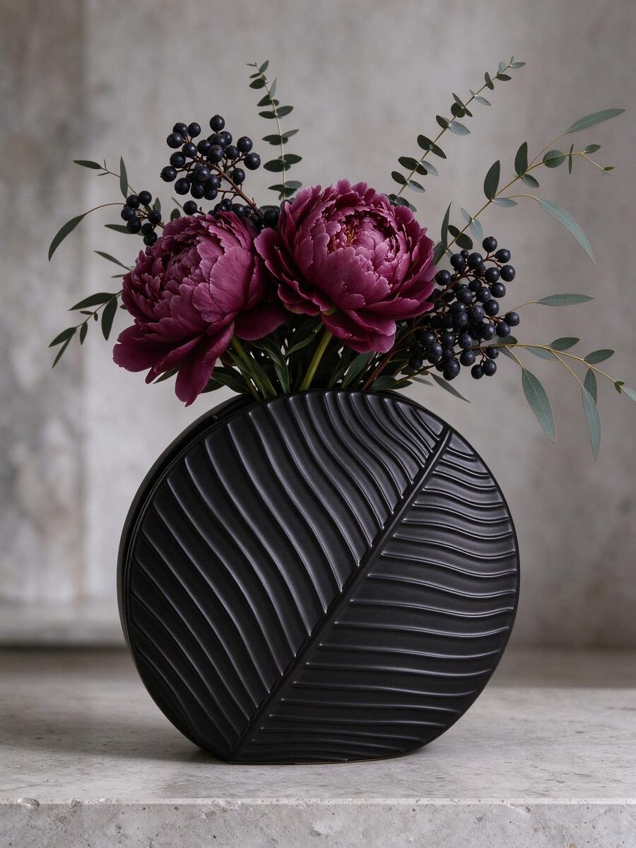 1PC Leaf Texture Vase, Embossed Leaf Decor Vase, Minimalist Round Vase, Modern Home Decor, Desktop Flower Holder, Sculptural Home Ornament, Housewarming Gift - Leaf Vase - View 1
