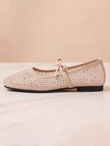 Rhinestone Circle Buckle Hollow Mesh Round Toe Shallow Flats Black Slip-On Luxury Gentle Commute Pumps For Women - Apricot - View 5