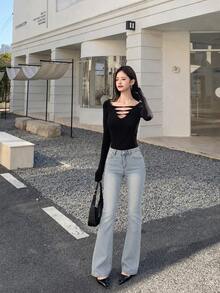 YEAE | Retro Blue Flared Jeans Women's New High Waist Slimming Stretch Vintage Horseshoe Pants - Light Wash - View 2