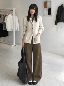 YEAE | Celana Jeans Denim Hijau American Vintage Washed Distressed Unisex Model Longgar Lurus Lebar - Khaki - View 5