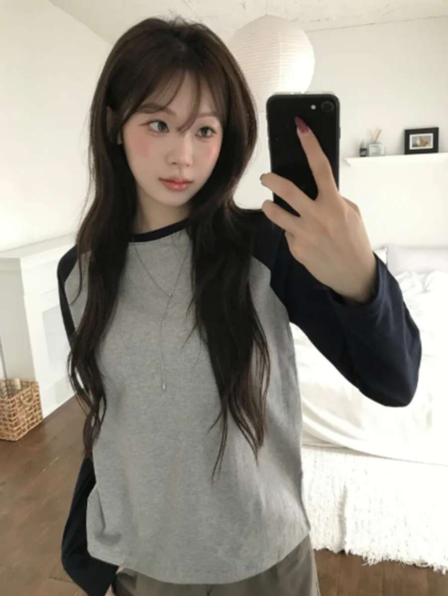 Women's High Elasticity Knit Raglan Sleeve Top, Regular Fit Round Neck Long Sleeve Casual Shirt - Light Grey - View 1