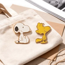 2PCS Snoopy Luxury Gold-Edged Enamel Brooches, Minimalist Design Clothing & Bag Accessories, Suitable For Commuting, Travel And Outfit Decoration - Multicolor - View 3