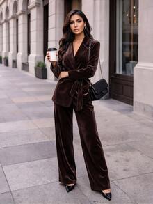 Ensemble 2 pièces en velours pour femmes, blazer à col cranté avec ceinture croisée devant, veste slim à manches longues avec pantalon droit, tenue élégante - Marron - Voir 5