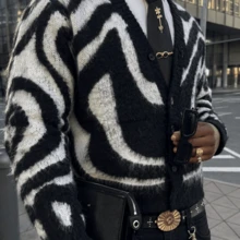 Men's V-Neck Knitted Cardigan Long Sleeve Single-Breasted Top Black & White Wavy Pattern Jacquard Element Autumn/Winter Street Style Layering Outfit Top - Black - View 4