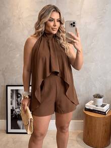 Macaquinho Vestido Plus Size Costas Aberta Gola Amarração Frente única - Marrom - Visão 1