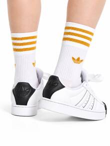 Adidas Sepatu Sneakers Wanita Terbaru Clover, Sepatu Sneakers Kasual Serbaguna dengan Ujung Berbentuk Cangkang - Hitam dan Putih - View 2