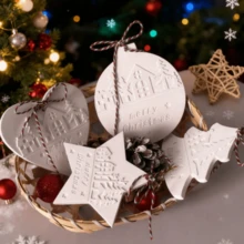 4 Christmas Theme Designs: Heart / Five-Pointed Star / Christmas Tree / Round Silicone Mold With Forest Embossed Merry Christmas Pattern Design, DIY Hanging Hole Aromatherapy Plaster Pendant, Resin Epoxy Pendant, Wax Slice Ornament Casting Mold, Suitable For Christmas Tree Decoration, Holiday Atmosphere Decoration And Handmade Gift Casting Mold - A-2 Connected Heart and Star Pendant Mold - View 8
