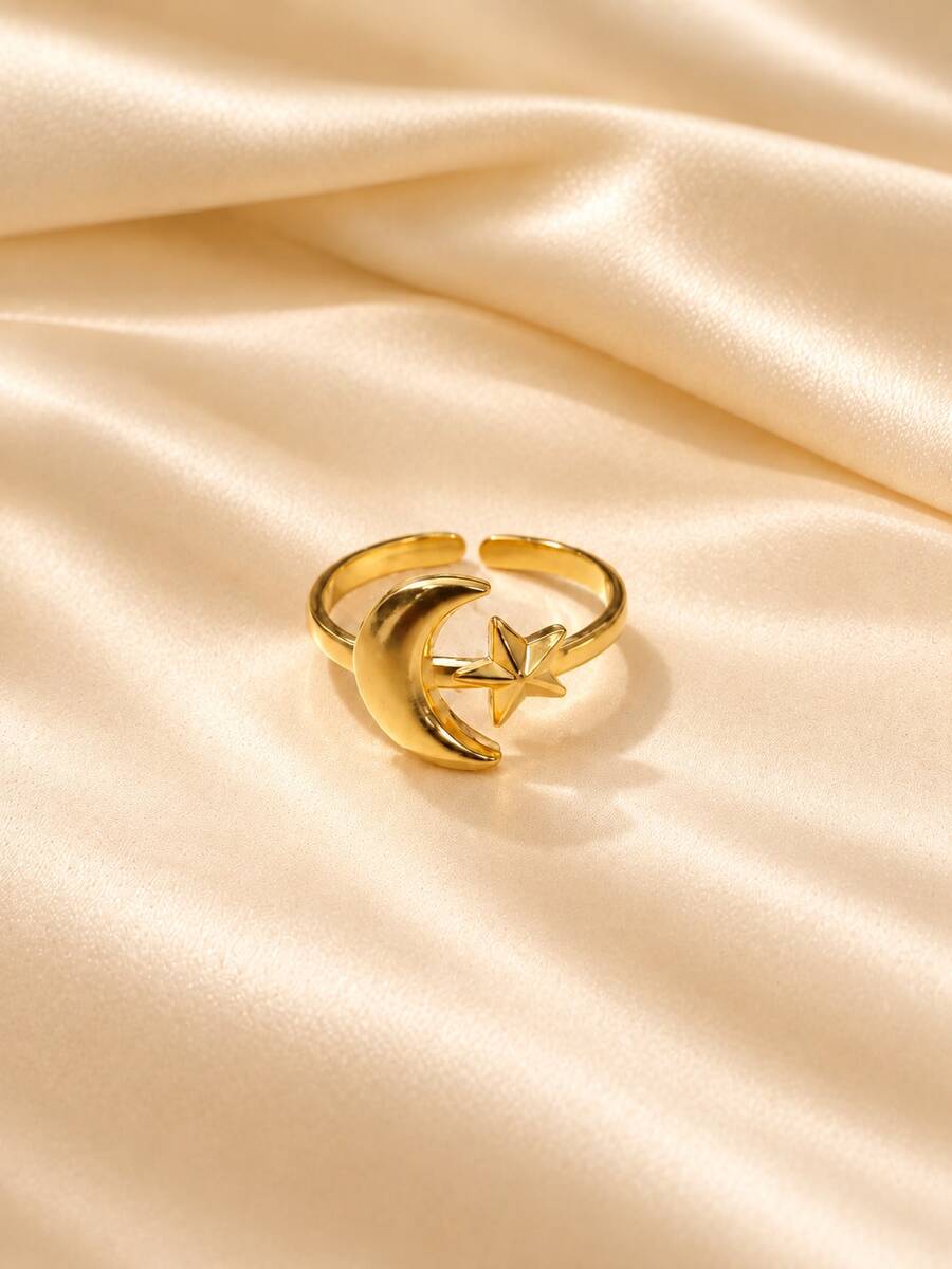 Cincin Terbuka Emas dengan Motif Bulan & Bintang Terhubung, Cincin Terbuka Wanita dengan Desain Bintang & Bulan yang Dapat Dipersonalisasi, Cincin yang Dapat Diatur, Aksesori untuk Perjalanan Sehari-hari, Kencan, dan Pesta. - Emas - View 1