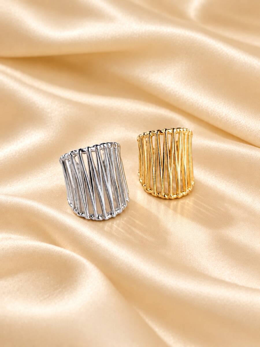 European And American Vintage Hollow Wide Band Ring For Women, Gold And Silver Dual-Tone 3D Line Geometric Ring, Unique Exaggerated Niche Fashion Versatile Ring, Daily Commute Date Party Style Accessory Gift - Gold - View 1