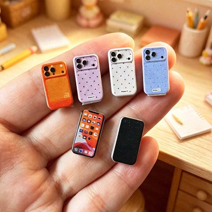 15pcs Mini Phone Model 1:12 Scale Collectible Miniature Phone Decor, Exquisite Details, Suitable For Miniature Landscape Decoration, House Model Decoration (Random Color And Style) - A - View 1