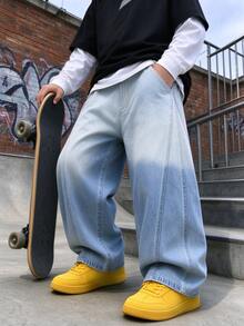 Celana Jeans Denim Anak Laki-laki Model Longgar dengan Bordir Huruf Gradien, Potongan Lurus dan Lebar, Cocok untuk Semua Musim Gugur dan Semi, Sesuai untuk Kembali ke Sekolah, Pakaian Sehari-hari, dan Aktivitas Kasual di Luar Ruangan. - Baby Blue - View 2