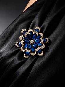 1pc Blue Multi-Layer Flower Brooch, Vintage Elegant Rhinestone Lapel Pin, Gold Tone Women's Brooch, Suit Coat Sweater Scarf Decorative Pin, Suitable For Daily Commute, Wedding Banquet And Holiday Gift - Multicolor - View 1