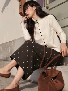 Women's Autumn/Winter Korean Y2K Polka Dot Knit Sweater Bodycon Skirt In Coffee Brown, Suitable For Casual Holiday Outings And Shopping - Brown With White Polka Dots - View 1