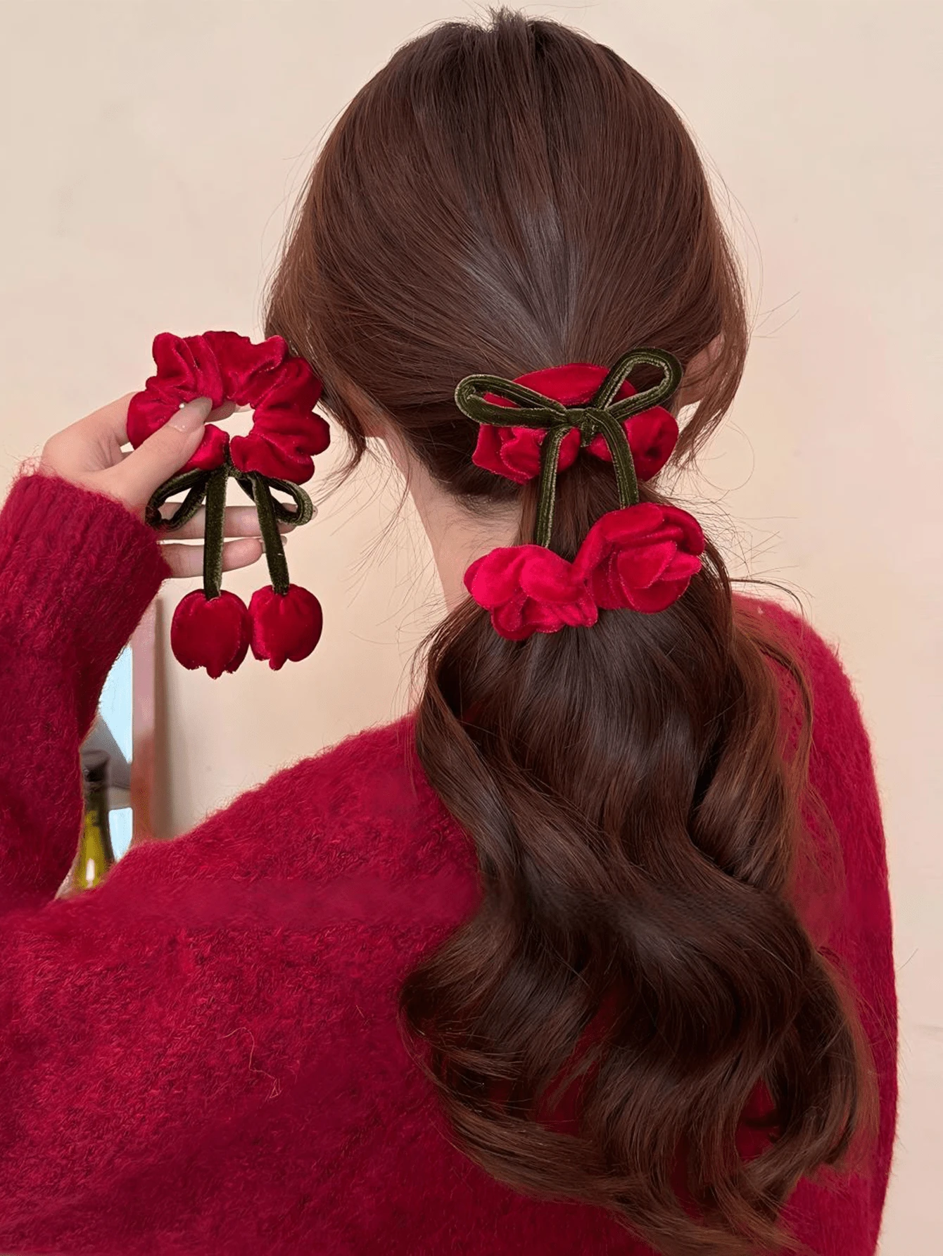 1pc Cute Velvet Red Flower Scrunchie, Sweet Hair Tie For Bun Ponytail, Hair Accessories For Women - Red - View 1