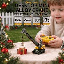 1pc/Set Crane Remote Control Toy, 2.4GHz Construction Vehicle Remote Control Toy, Green/Yellow Dual Color Construction Vehicle Simulation Toy Model, Educational Toy, Early Childhood Toy, Children's Toy, Holiday Gift, Christmas Gift, Birthday Gift - Multicolor - View 1