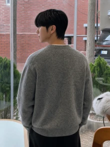 Sweater Rajut Lengan Panjang Kasual Longgar Leher V Warna Polos untuk Pria, Cocok untuk Perjalanan Sehari-hari dan Pakaian di Rumah, Musim Gugur/Dingin - Grey - View 2