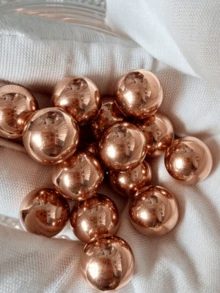 Pure Copper Water Purifier Balls 2mm Smooth Hollow Beads For Bird Bath Fountain Prevent Green Algae Keep Water Clean Pet Drinking Bowl Dispenser Purifying Filter Cleaning Accessories - Style A - View 3