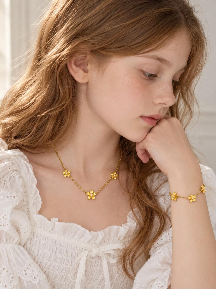2pcs/Set Girls Gold 5-Petal Flower Necklace & Bracelet Set, Delicate Flower Pendant Children's Jewelry, Summer Holiday Easter Birthday Gift, Daily Wear - Gold - View 1