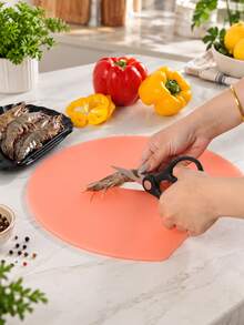 2/1pc Acrylic Semi-Circular Non-Slip Cutting Board, Transparent And Black Optional, Easy To Clean, Suitable For Cutting Vegetables, Fruits, Meat, Bread, Etc., Kitchen Essential Tool, Kitchen Supplies, Portable Cutting Board - View 15