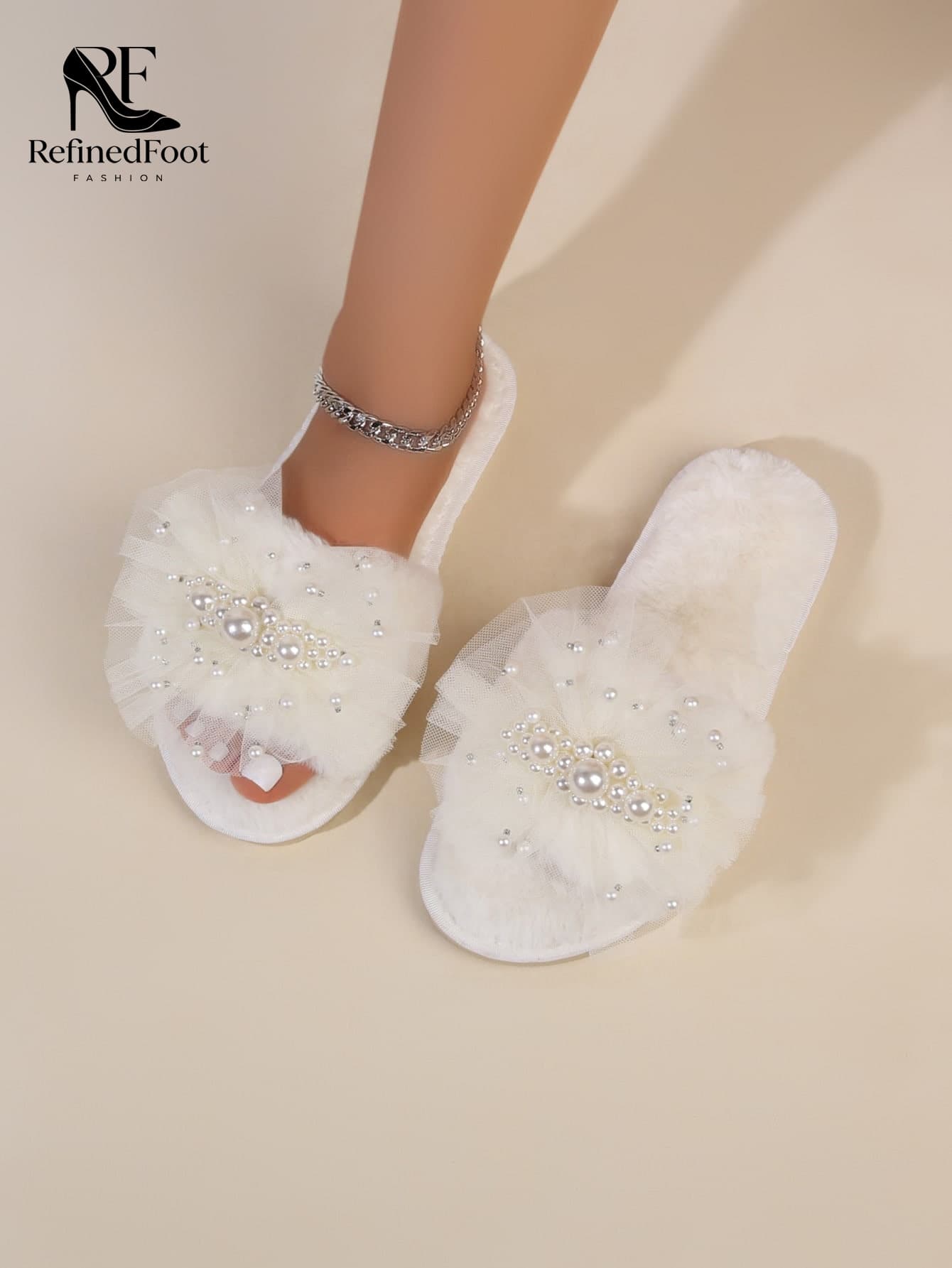 Women's Summer White Mesh Floral Pearl Fluffy Flat Slide Sandals, Soft Plush Texture, 3D Mesh Floral & Pearl Decor, Comfortable Flat Bottom, Sweet & Cool Vibe, Suitable For Dates, Home, Parties, Multiple Occasions - White - View 1