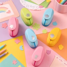 Bộ dụng cụ dập nổi DIY thủ công, 3 dụng cụ dập lớn 4 dụng cụ dập nhỏ 2 kéo và 100 tờ giấy màu kèm 1 hộp lưu trữ, làm scrapbook, phong cách nữ tính, chia sẻ với bạn bè và bạn cùng lớp - Bộ - Xem 6
