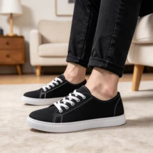 Sepatu Sneakers Kanvas Pria Model Low-Top | Bernapas & Tahan Lama | Desain Klasik Bertali, Sol Anti Selip | Cocok untuk Semua Musim, Sesuai untuk Pemakaian Sehari-hari, Belanja, Liburan - Hitam dan Putih - View 3