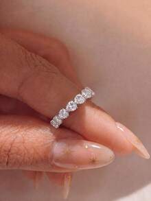 1pc Shiny Heart-Shaped Ring, Women's Classic Transparent Sparkling Silver Ring, Vintage Style, Can Be Used As Finger Accessory Or Gift - Love - View 3