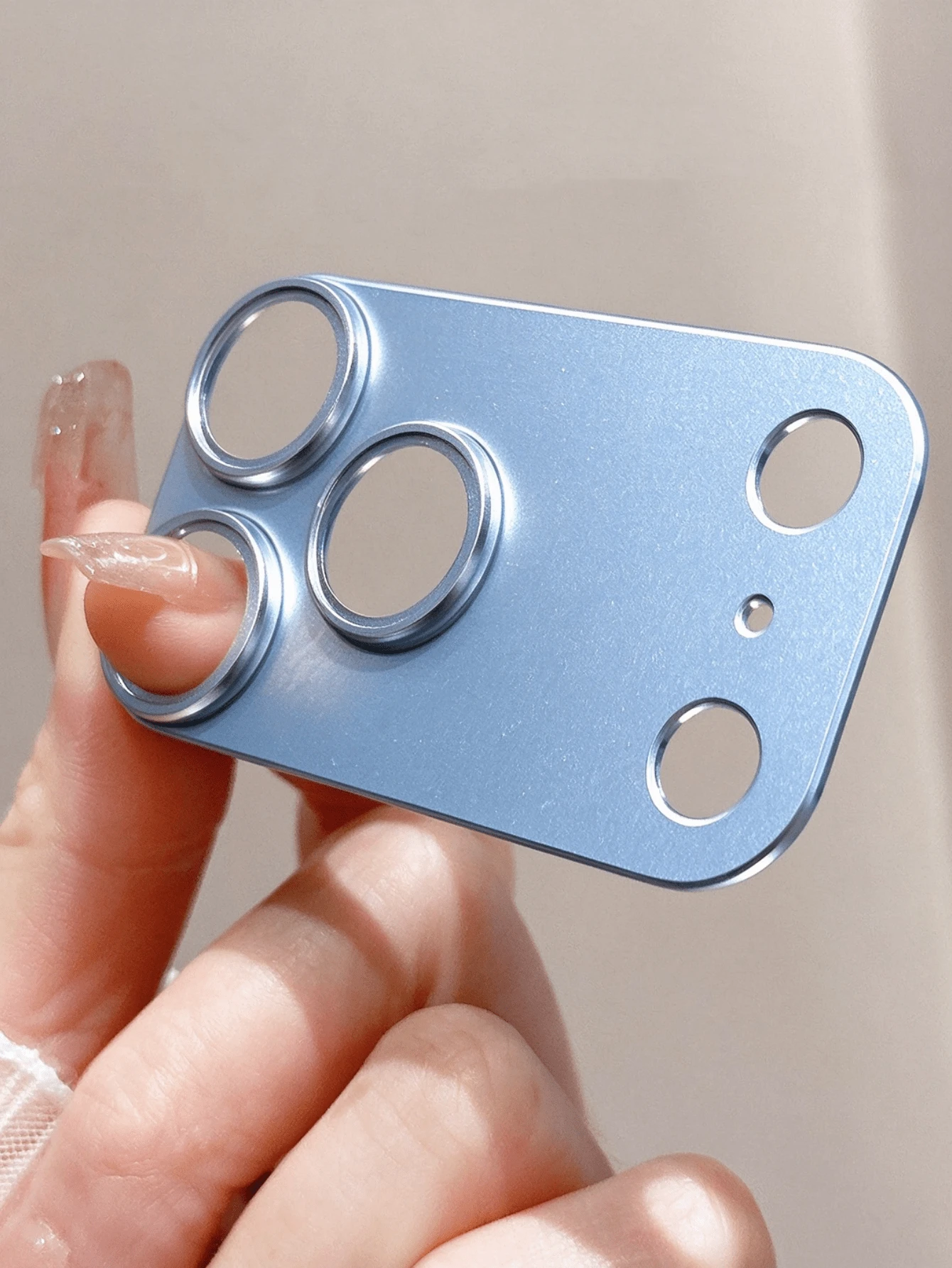 Ultra-Thin Business New Color Hollow Out Metal Camera Lens Protector Cover Compatible With IPhone 18 Pro Max 18 Pro 17 Pro Max 17 Pro Lens Camera Lens Protection Case Phone Accessories - Light Blue - View 1