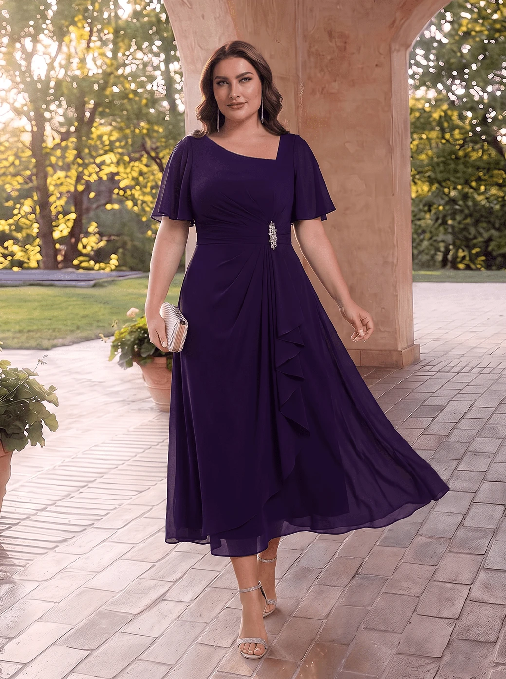EVERPRETTY Plus Size Elegant Purple Chiffon Bridesmaid Dress, Diamond Decor, Soft Pleated Asymmetrical Hem, Suitable For Wedding, Formal Evening Events