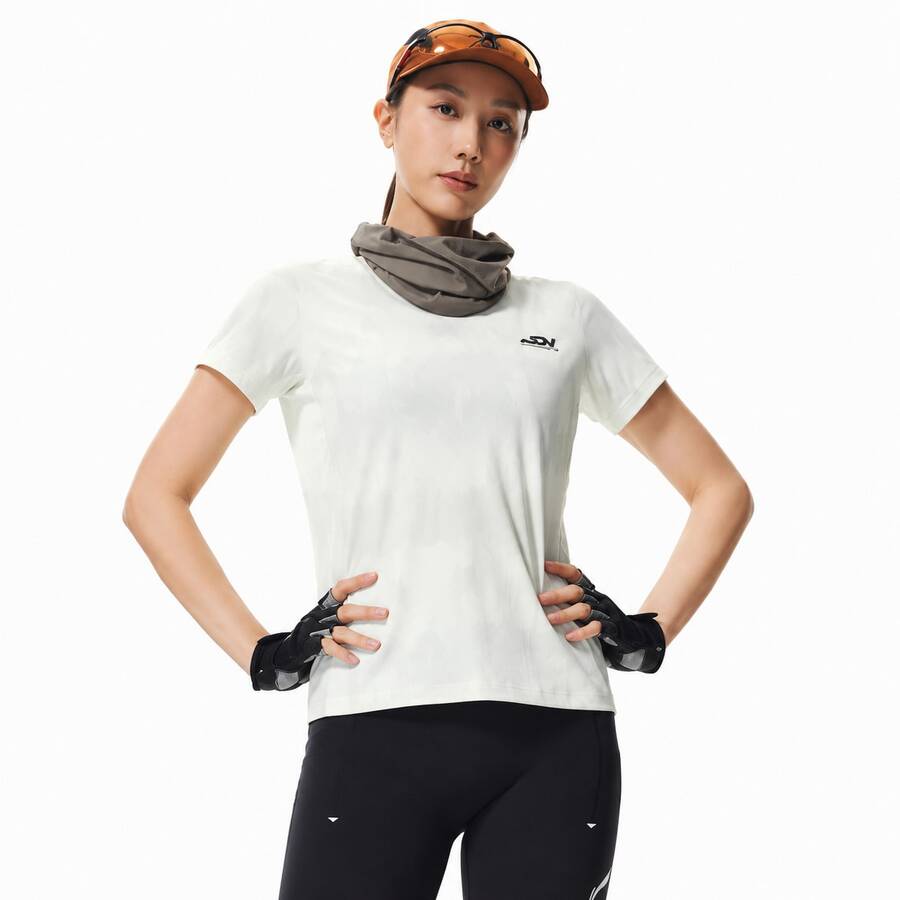 Li-Ning Women's Reflective Quick-Dry Running T-Shirt ATSW580 - Chalk Grey Full Print - View 1