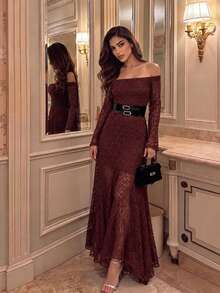 Fashionable Women's Burgundy Cold Shoulder Lace Mid-Length Dress, Perfect For Parties Or Formal Occasions, Slimming Fit Dress - Burgundy - View 2