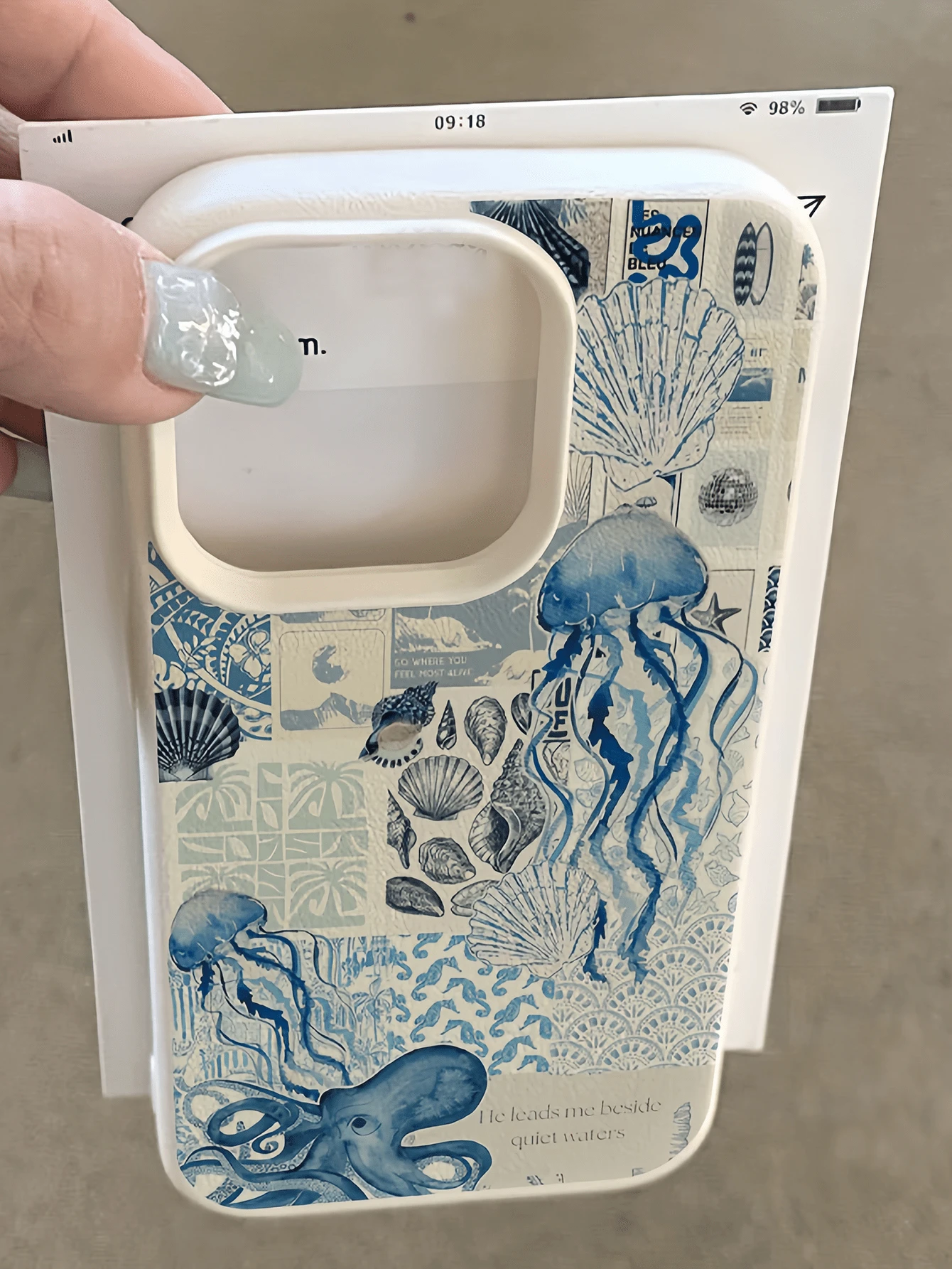 1件 白色章魚水母拼貼個性化極簡防摔軟 TPU 手機殼 全包覆防污保護殼 相容於 Apple 18 17 16 15 14 13 12 11 Pro Max Air 及系列 - 彩色 - 查看 1