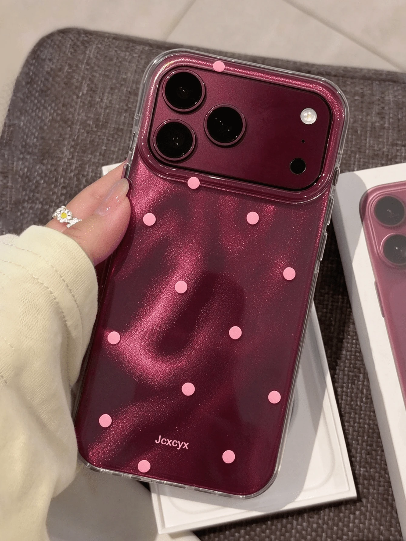 可愛粉色圓點圖案亮面果凍手機殼,適用於 iPhone 18 Pro Max 17 Pro Max 16 Pro Max 17 16 15 14 13 12 Pro Max 11,甜美防撞軟背蓋 - 紅底粉點 - 查看 1