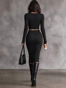 Women's Vintage Autumn/Winter Black Ribbed Slim Fit Mid-Length Skirt Set, Long Sleeve Square Neck Top, Slimming Bodycon Skirt, Elegant Commuter Fashion Innerwear Skirt Set - Black - View 2