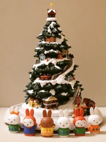 官方授權 Miffy「Snowy」冬季系列盲盒，可愛兔子收藏乙烯基公仔，Miffy & Boris 雪地主題，6 款常規款式包含滑雪、雪橇與雪地裝扮，植絨雪人 Boris，隨機 1 件 - 彩色 - 查看 6